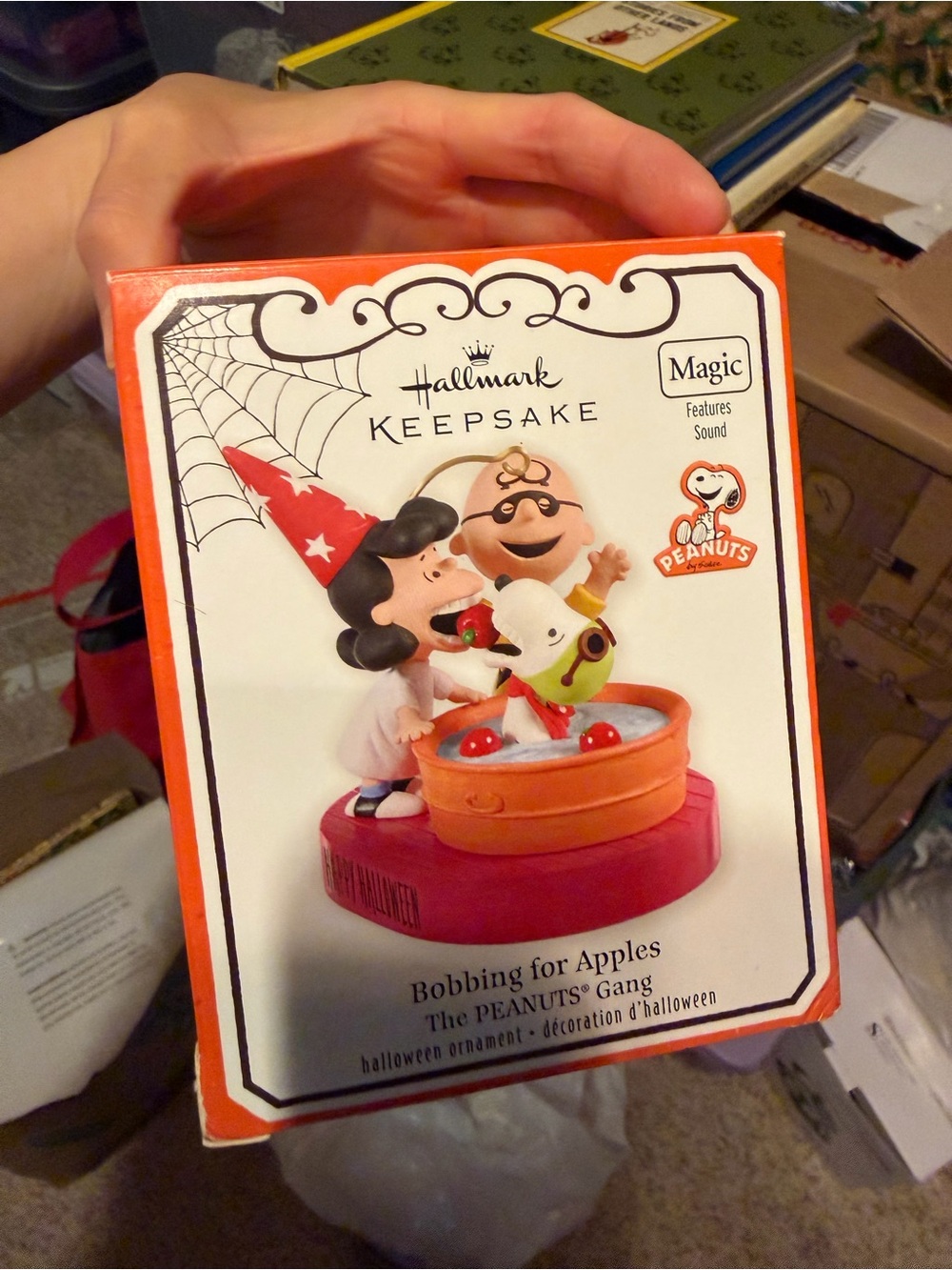Hallmark Peanuts Gang Bobbing for Apples Halloween ornament